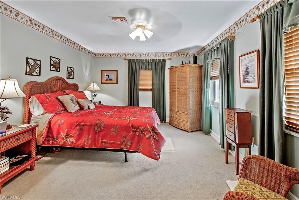 125 Pago Pago Dr E, Naples, FL 34113 Photo