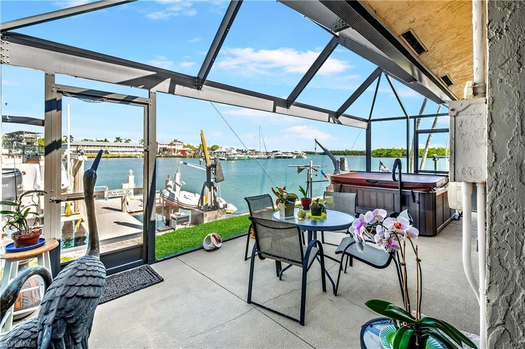 125 Pago Pago Dr E, Naples, FL 34113 Photo