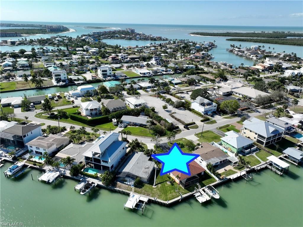 125 Pago Pago Dr E, Naples, FL 34113 Photo