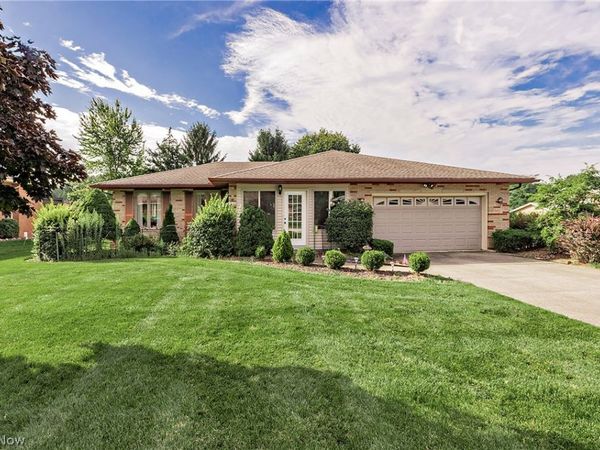 7681 Plumwood Lane , Seven Hills, OH 44131