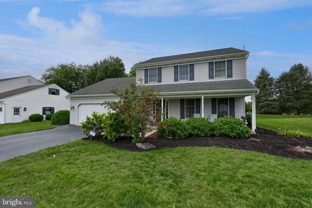 3 BROOKFIELD ROAD , LITITZ, PA 17543