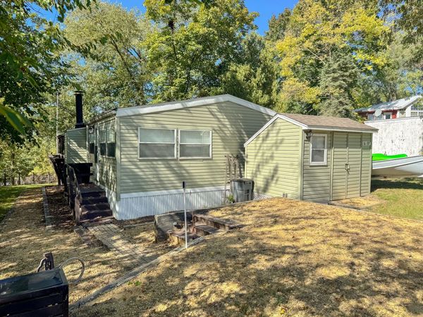 16/197 Woodhaven, Sublette, IL 61367