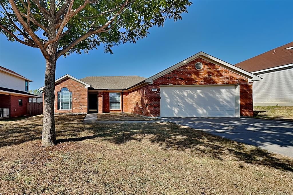 1709 Ryanfeld Drive, Mansfield, TX 76063 Main Photo