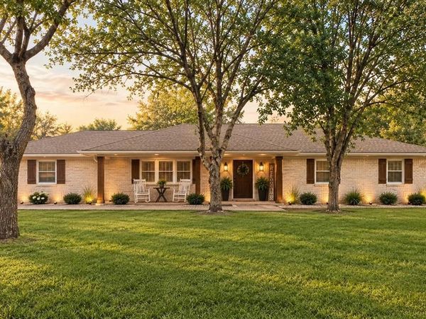 328 County Road 4664 , Leonard, TX 75452