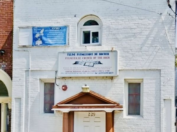 229 Chestnut St, Chelsea, MA 02150