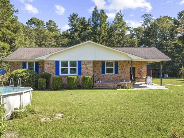 976 Tomahawk St., Hemingway, SC 29554