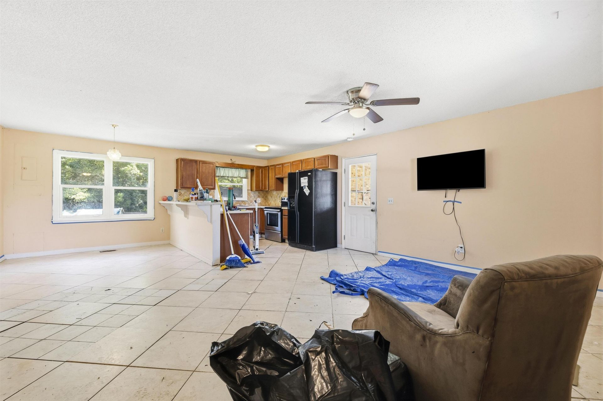 976 Tomahawk St. Photo 23