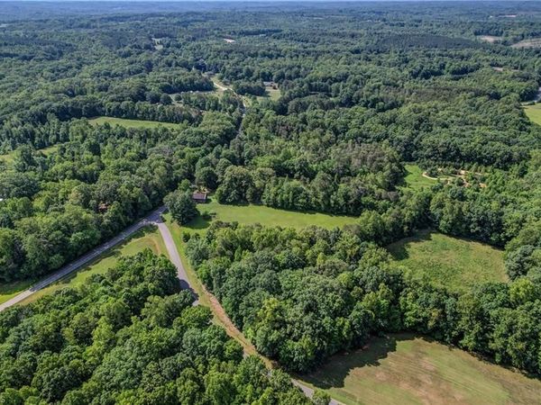 00 Henry Road , Madison, NC 27025