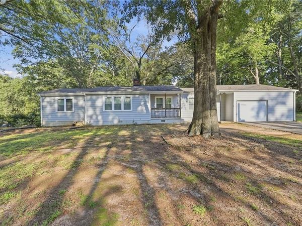 612 S Dogwood Street , Villa Rica, GA 30180