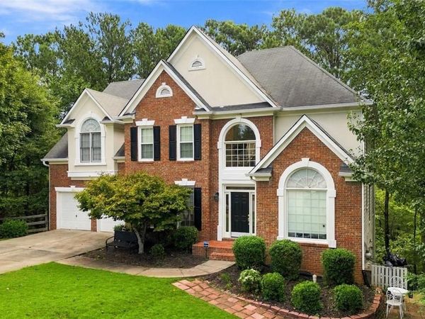 115 Redleaf Court , Alpharetta, GA 30005
