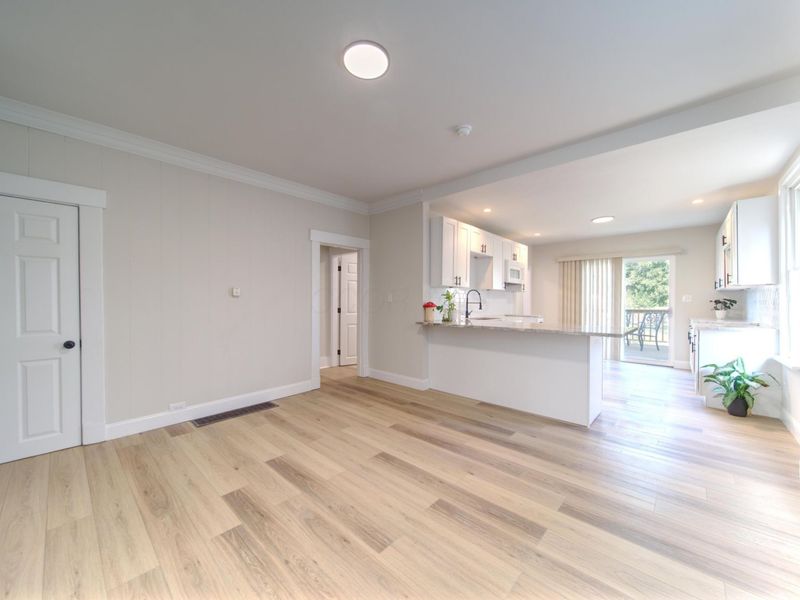 304 S Cypress Avenue, Columbus, OH 43223 Photo 13