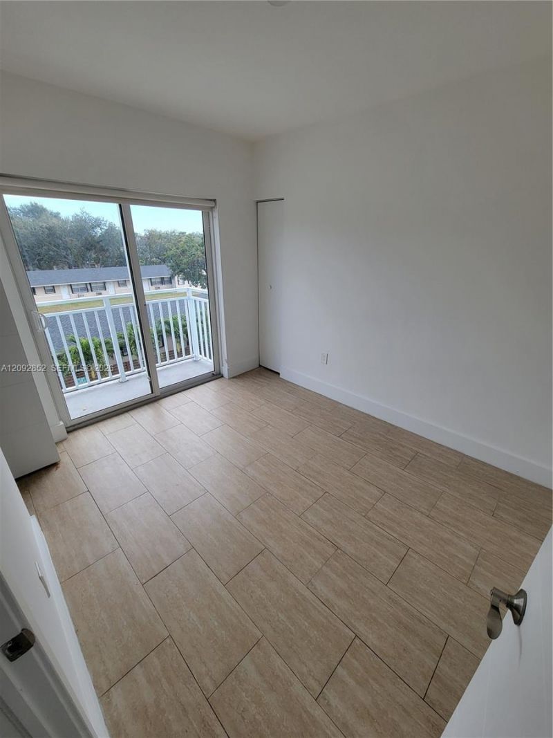 6336 SW 27th St , Unit 7, Miramar, FL 33023 Photo