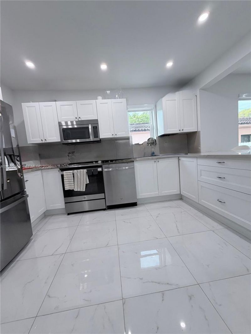 360 SW 20th Rd , Miami, FL 33129 Photo