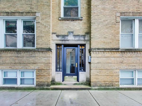 2243 W Ainslie Street , Unit 3W, Chicago, IL 60625