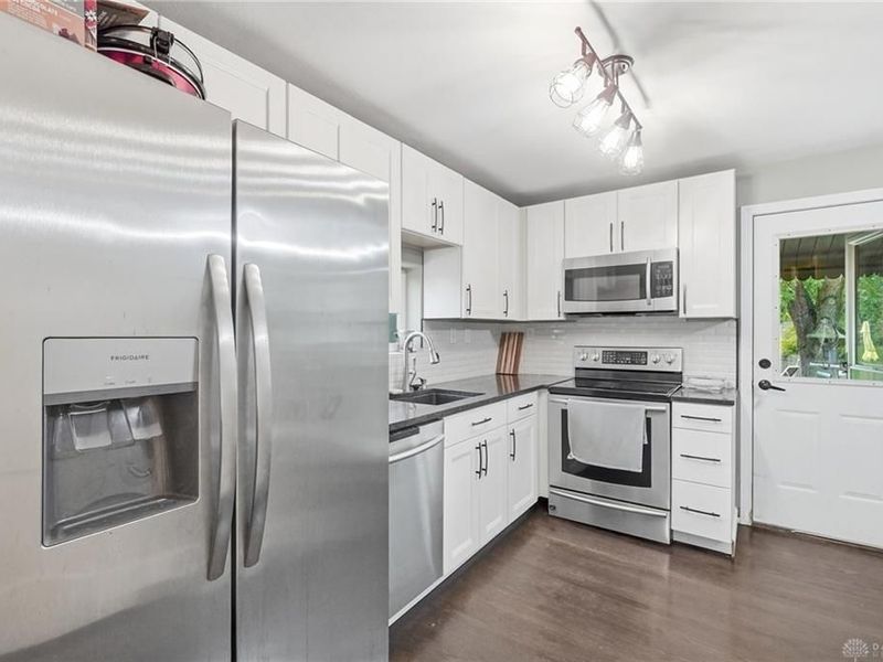 441 W Early Drive, Miamisburg, OH 45342 Photo 9