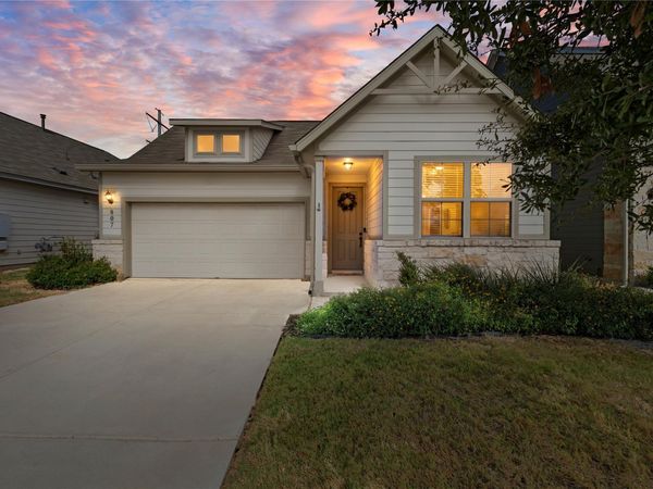 807 Gray Fox LOOP, Hutto, TX 78634