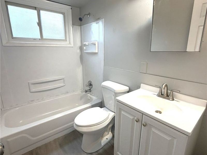 4180 E 148th Street, Cleveland, OH 44128 Photo 11