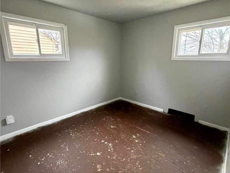 4180 E 148th Street, Cleveland, OH 44128 Photo 21
