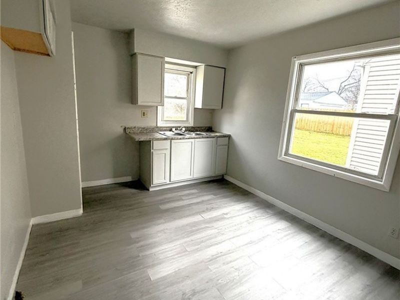 4180 E 148th Street, Cleveland, OH 44128 Photo 3
