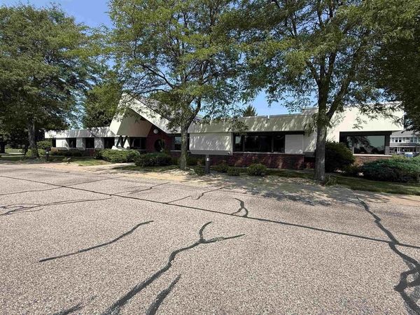 3241 BUSINESS PARK DRIVE, Stevens Point, WI 54482