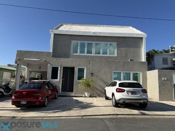 Urano CALLE, Carolina, PR 00979