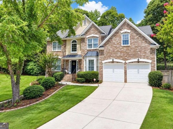 3270 Royal Creek Way SW, Lilburn, GA 30047