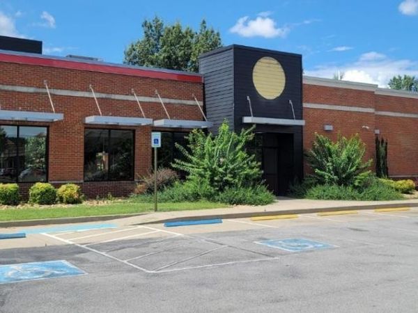 819 Memorial Blvd , Murfreesboro, TN 37129