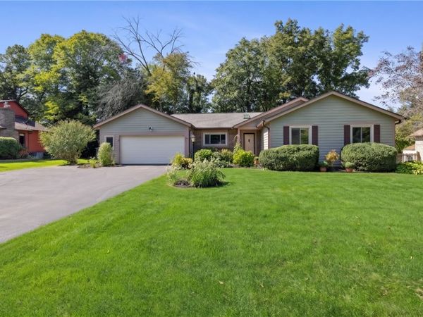 35 Woodmill Drive, Rochester, NY 14626