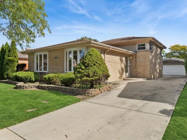 9427 Merrill Avenue, Morton Grove, IL 60053