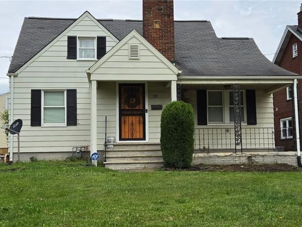 1111 Colonial Boulevard NE, Canton, OH 44714