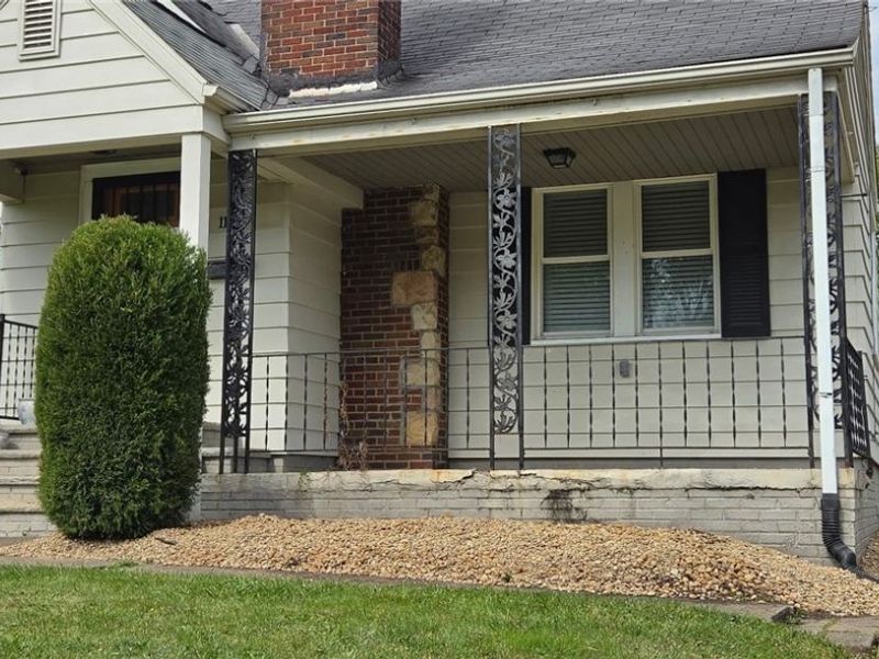 1111 Colonial Boulevard NE, Canton, OH 44714 Photo 4