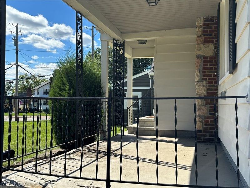 1111 Colonial Boulevard NE, Canton, OH 44714 Photo 7
