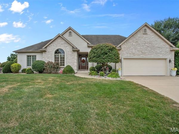 2313 Derbyshire Lane, Cape Girardeau, MO 63701