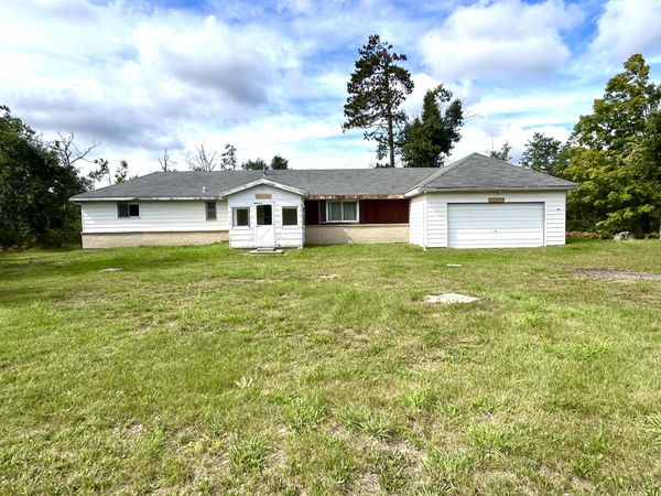 4360 Buttles Road, Lewiston, MI 49756
