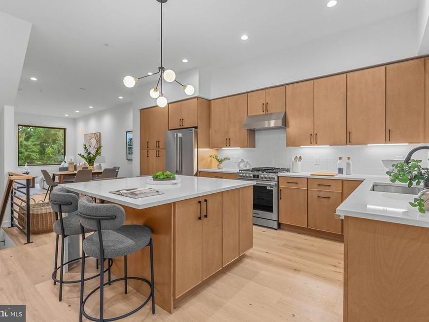 267 Delmar Street, Philadelphia, PA 19128 Main Photo