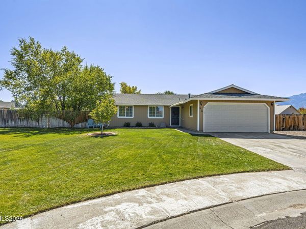 610 Victoria Court, Gardnerville, NV 89460