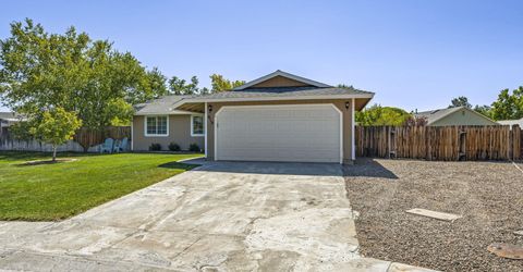 610 Victoria Court, Gardnerville, NV 89460 Photo