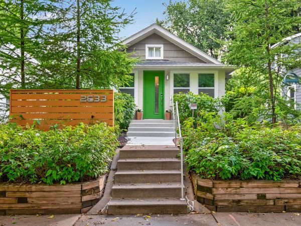 2633 35th Avenue S, Minneapolis, MN 55406