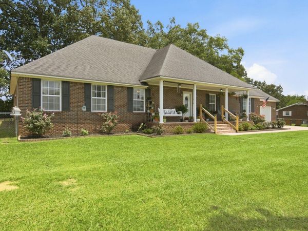 1198 Bullard Street, Hartselle, AL 35640