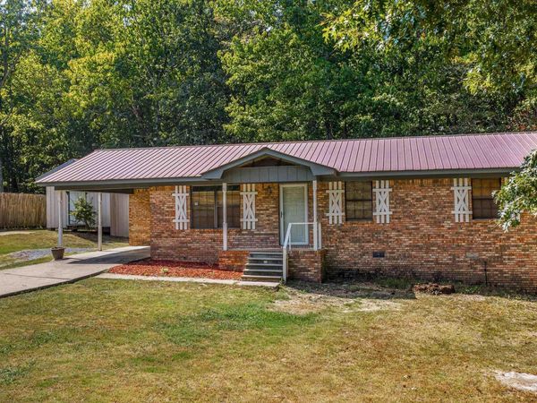 1812 Fruit Farm Road, Fort Payne, AL 35967