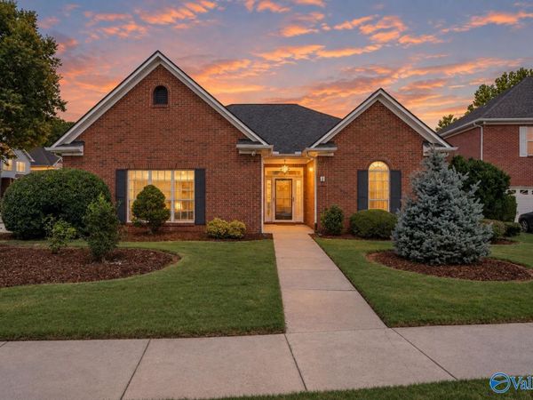 106 Lancaster Court, Huntsville, AL 35824