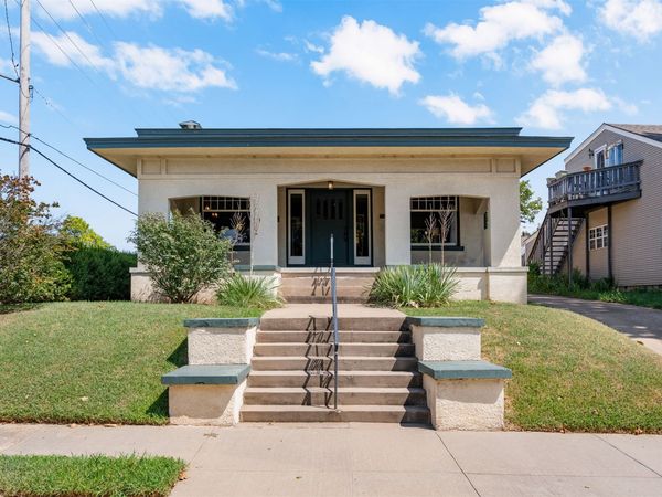 1401 S Quaker Avenue , Tulsa, OK 74120