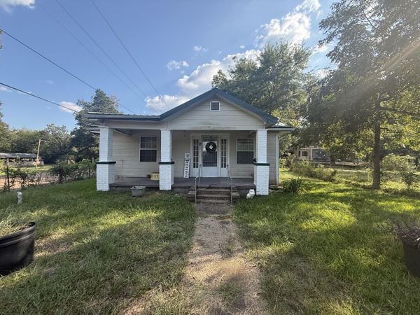 106 N Bradley Ln., Crystal Springs, MS 39059