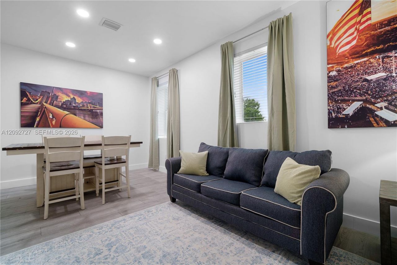 836 NW 33rd Ave, Unit B, Miami, FL 33125 Photo