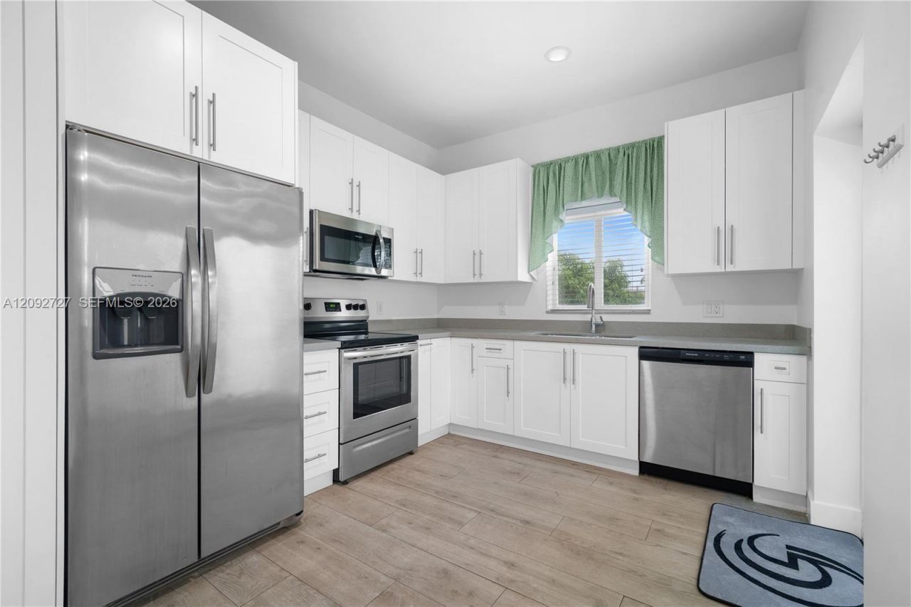836 NW 33rd Ave, Unit B, Miami, FL 33125 Photo