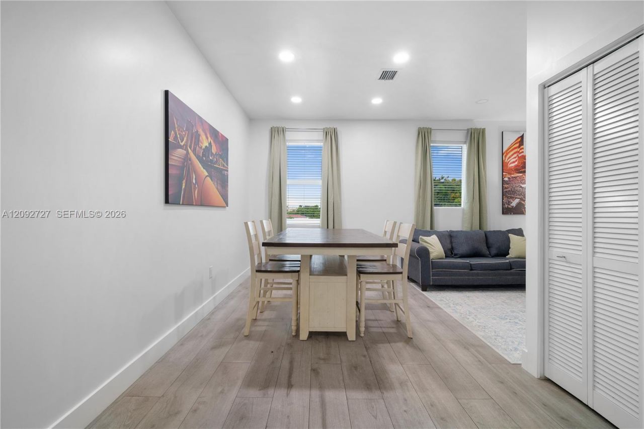 836 NW 33rd Ave, Unit B, Miami, FL 33125 Photo