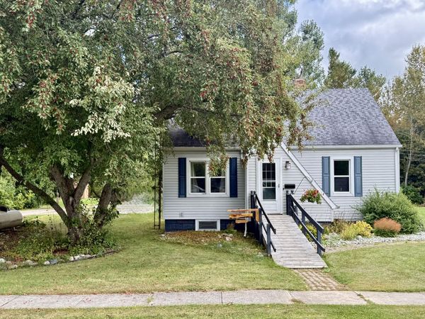121 S Dewey ST, Pickford, MI 49774