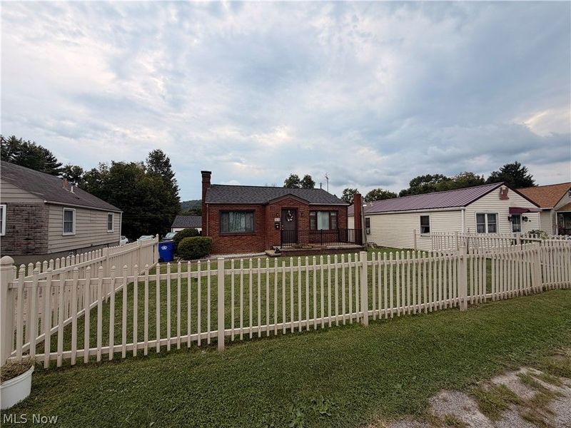1616 Etruria Street, East Liverpool, OH 43920 Photo 2