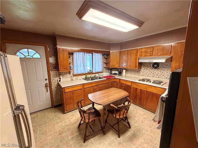 1616 Etruria Street, East Liverpool, OH 43920 Photo 8
