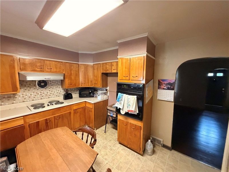 1616 Etruria Street, East Liverpool, OH 43920 Photo 9